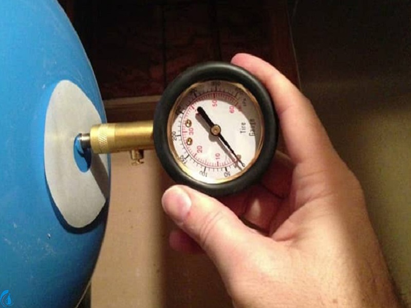 تنظیم فشار مخزن دستگاه تصفیه آب